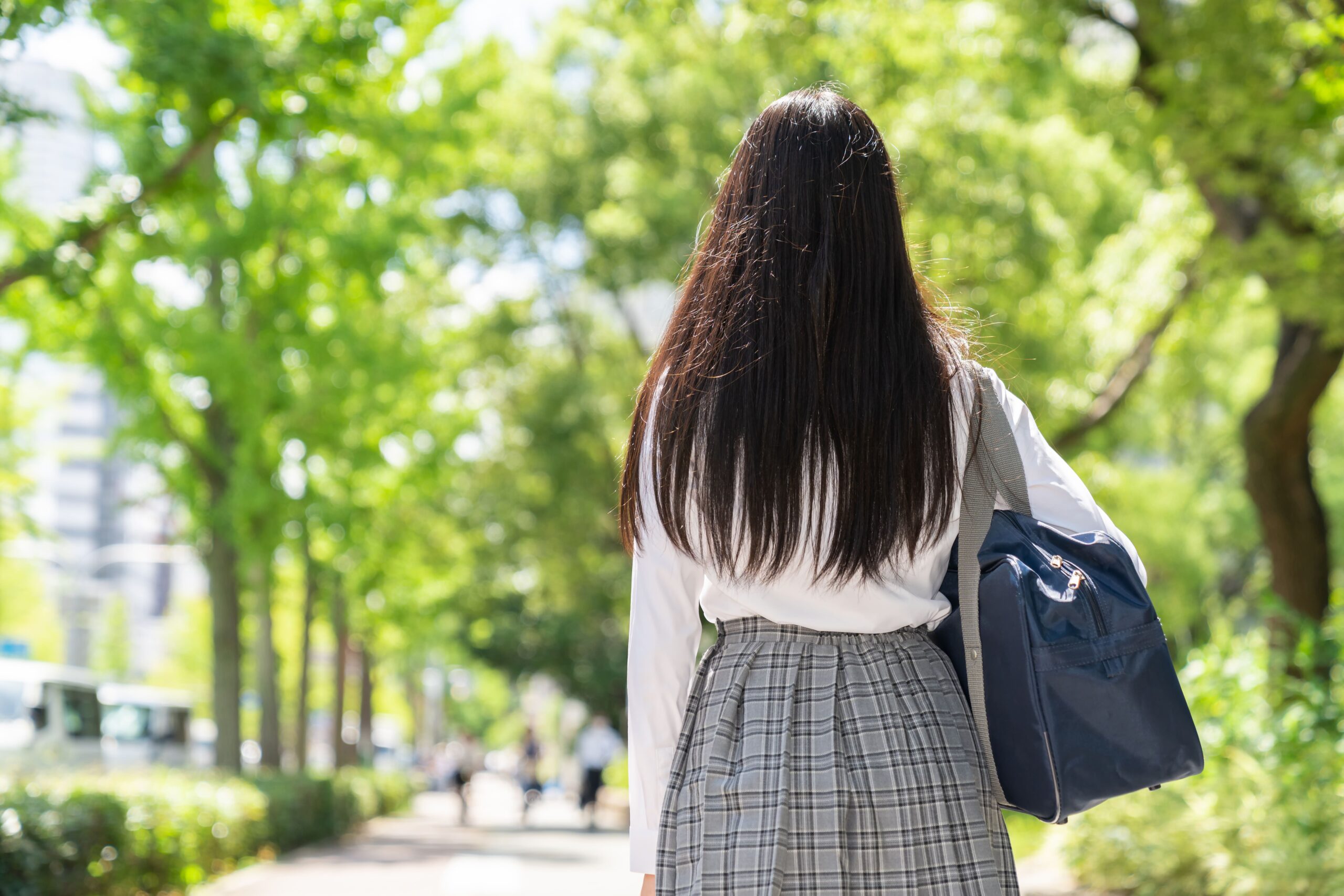 不登校から学校復帰はできる？登校に向けたステップや注意点を解説