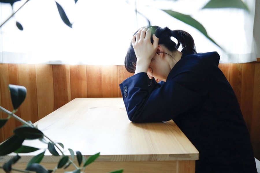 中高一貫校が「しんどい」と感じたら。原因別の対処法と、自信を取り戻す個別指導の活用術