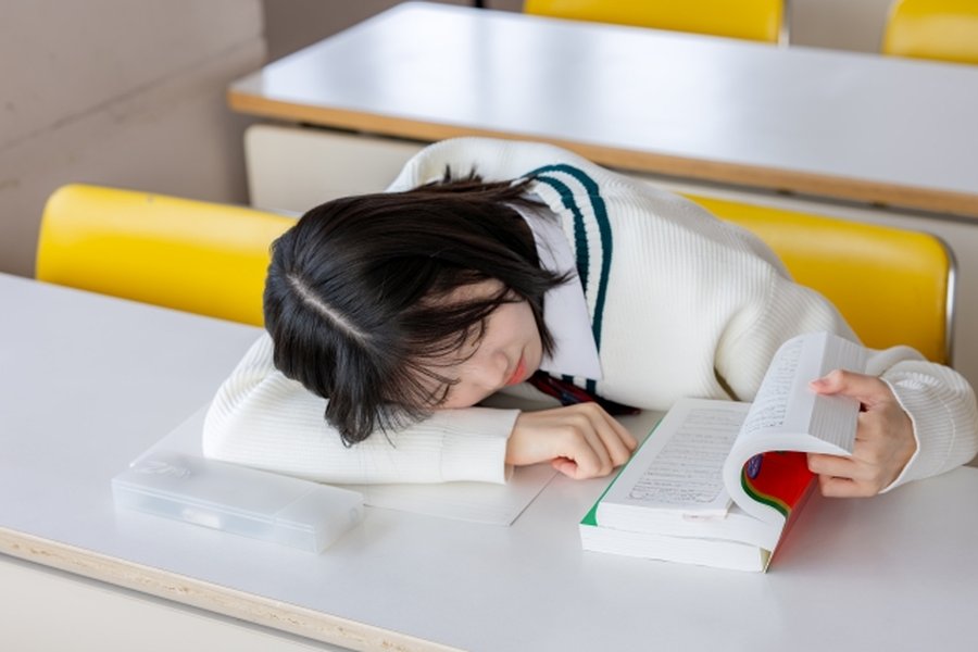 勉強に集中できない原因と対策：受験生が本来の力を発揮するための科学的アプローチと個別指導の活用法