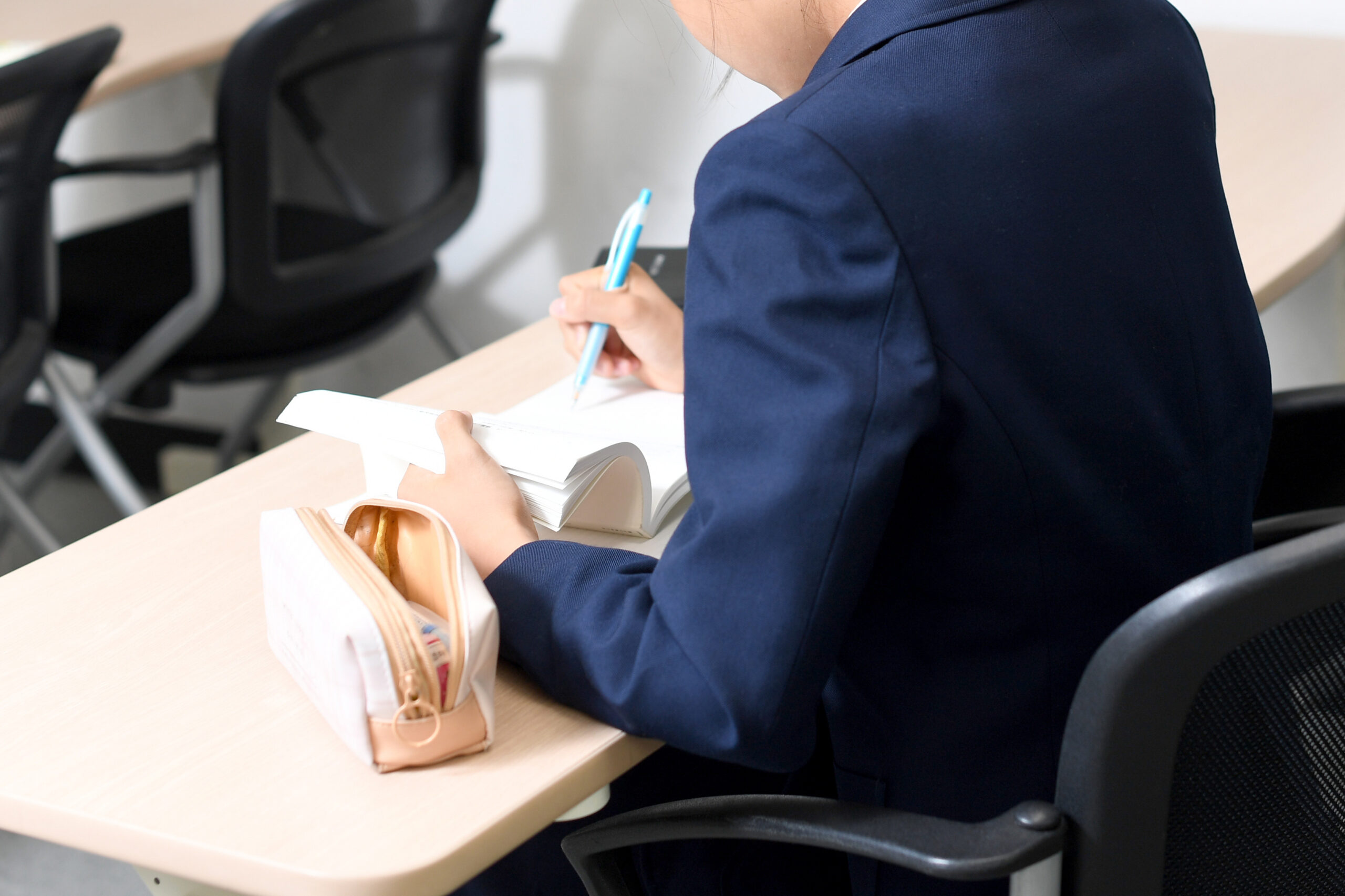 発達障がいのある中学生が安心して通える塾の形式や選び方を解説！