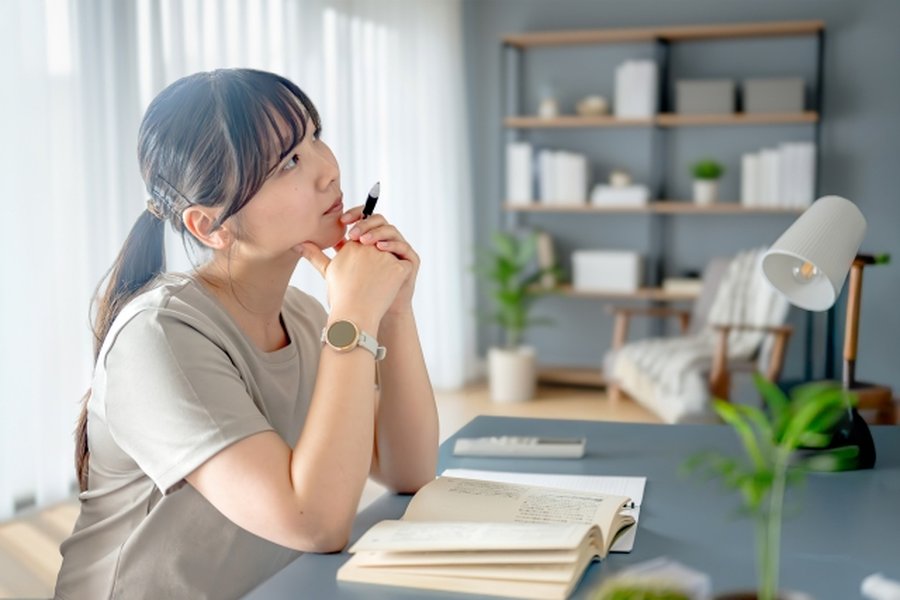 高校生の勉強場所はどこが最適？集中力を最大化させる環境選びと成績アップの相関関係を徹底解説