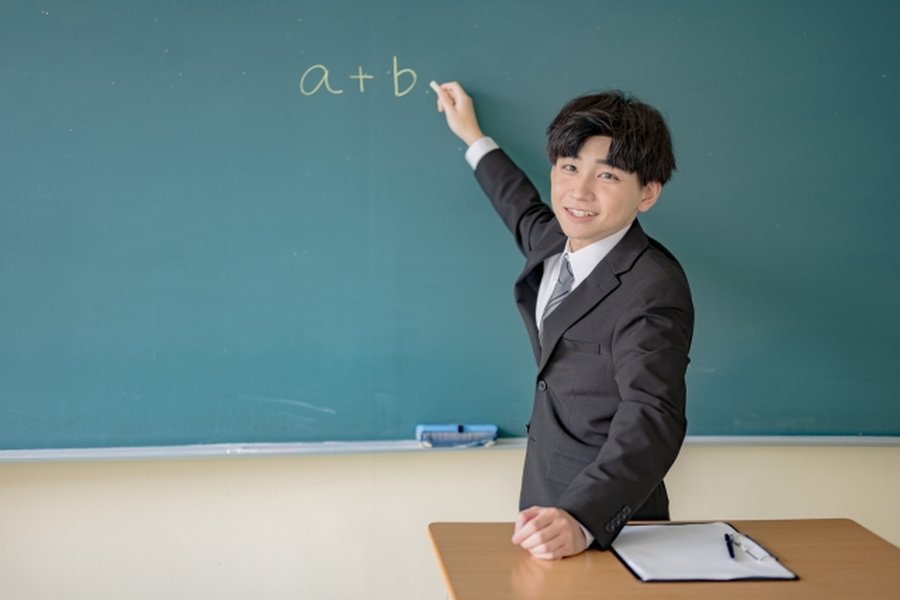 「数学が得意」を一生の武器にする。中学数学の完全攻略ロードマップ：基礎固めから高校入試突破までの全技術