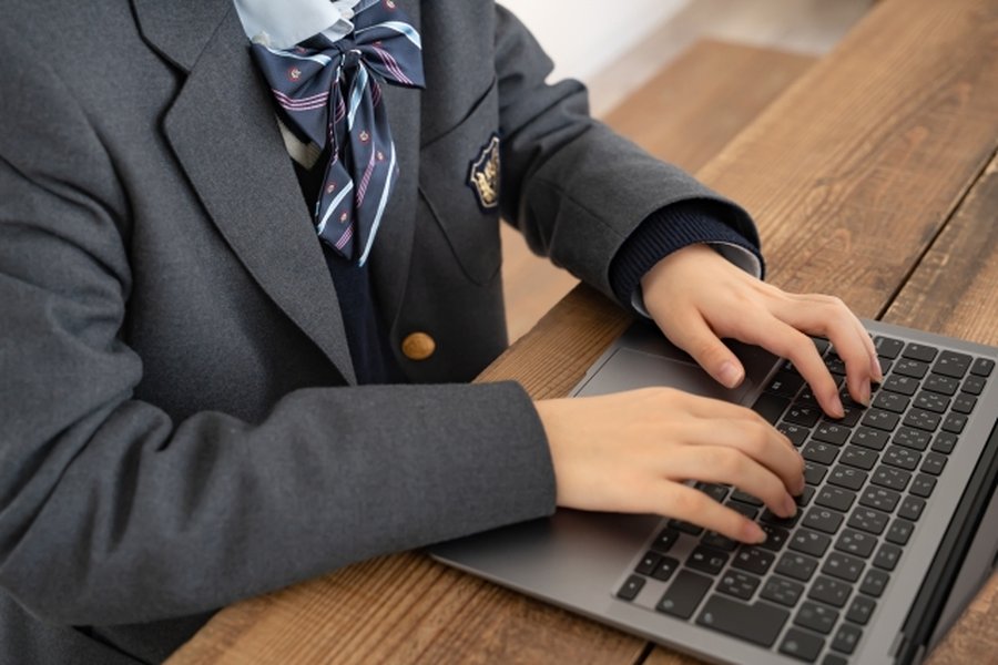 オンライン塾のデメリットを正しく理解する｜志望校合格を引き寄せる「相性」の見極め方と個別指導の役割