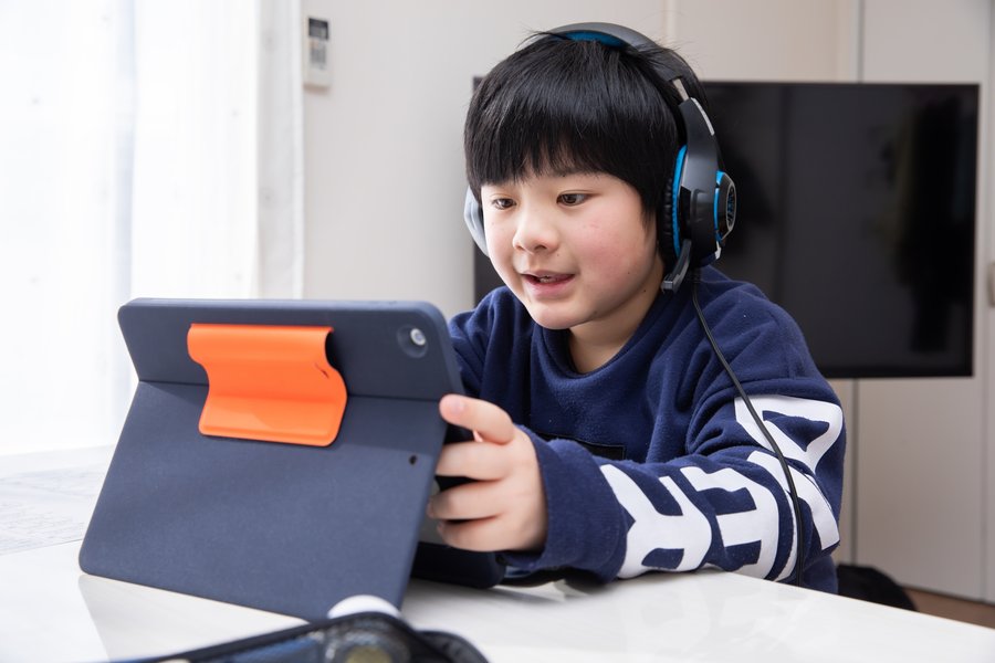 不登校でも中学受験は可能？内申点・出席日数の影響や学習方法を解説