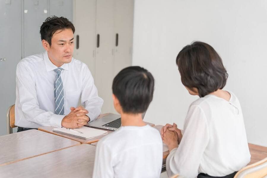 子どもの発達障がいが疑われるときの相談先