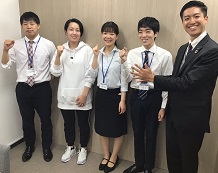 岩佐さんと教室長と安東先生と竹田先生と小松先生