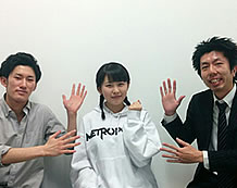 「梅原 絵令奈」さんと「長谷川」先生(左)と「教室長」
