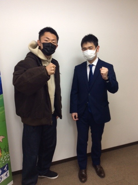 臼倉　隆晟さん　　講師の阿藤先生（右）