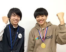 秋山くんと惟村先生