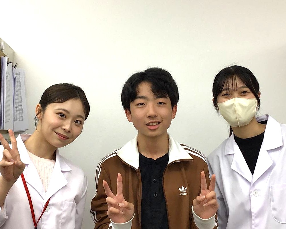 田畑俊輔くんと先生方