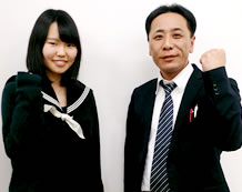 松阪校_奥村知世さんと伊藤教室長_立命館大学合格②