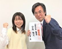 山之内さん（左）と小栗先生（右）