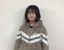 小田　明衣奈