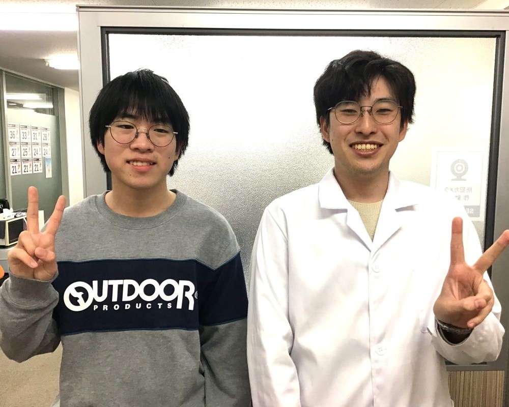 相良先生、岩永くん