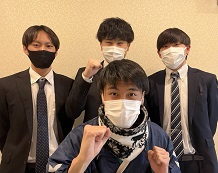 稲吉春瑠くんと松本先生・加納先生・山田先生