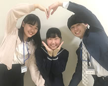 吉田萌奈美さんと小澤先生・番場先生