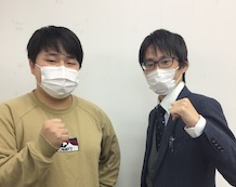 早川君と岡崎先生（コロナ感染対策として写真もマスクをしています）
