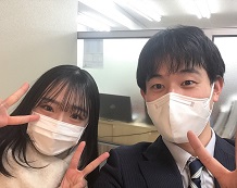 生徒の伊藤静々流さんと教室長の四方田先生