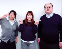 肥下副教室長と山本さんと山下先生