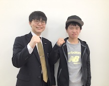 岡教室長と岡田君