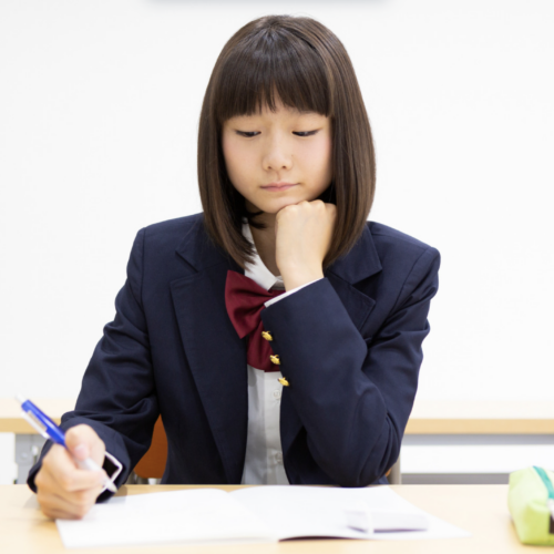 創研学院でクラス落ちに悩んでいる人向け。創研学院の強みをうまく活かす勉強法