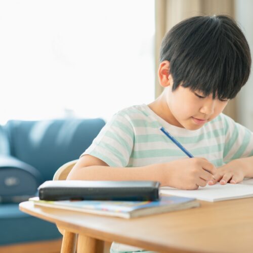 小4から中学受験を始めたのに偏差値が上がらない……保護者様が知っておきたい“伸び悩み”の理由と対処法