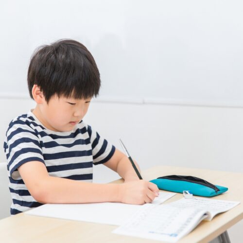 【2025年最新】開成中学校の偏差値はどれぐらい？御三家最難関の入試難易度と合格のための対策を解説