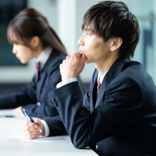 大学受験におすすめの模試は？志望校対策別に種類や特徴を解説！