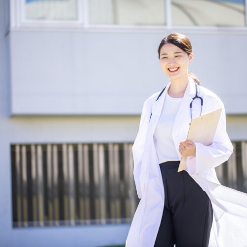 【2026年最新】医学部の共通テストボーダーは何％？国公立・私立大学の利用入試目安ランキング