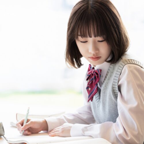【2026年最新】近畿大学の偏差値を学部別ランキング一覧で紹介｜難易度・併願校・入試対策も解説