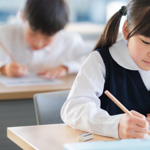 【2026年最新】神戸女学院中学校の偏差値・進学実績は？受かる子の特徴も解説