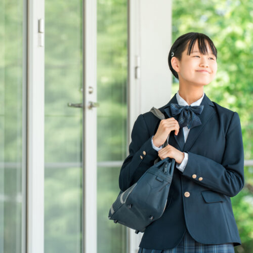【中学受験・徹底比較】通信教育だけで中学受験は可能？進研ゼミ・Ｚ会・スマイルゼミ・スタサプ・四谷大塚の違いと、合格率を跳ね上げる戦略